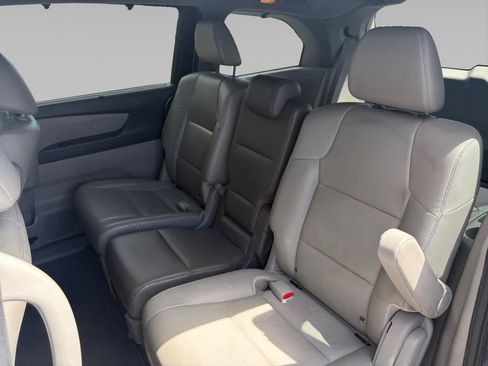 Used 2015 Honda Odyssey EX-L image 14