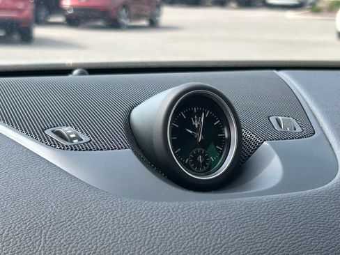Used 2023 Maserati Levante GT AWD/4WD image 31