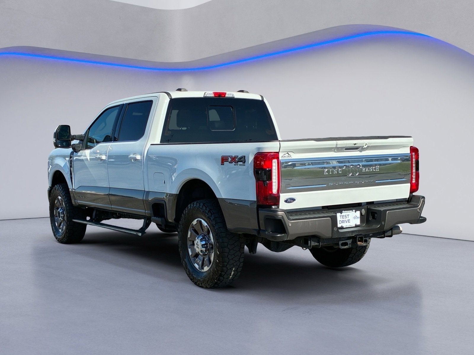Used 2023 Ford F250 King Ranch AWD/4WD image 6