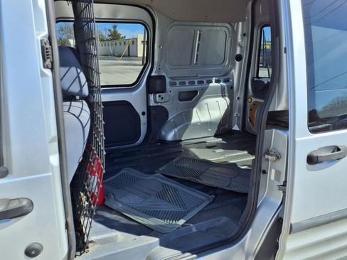 Used 2013 Ford Transit Connect XL image 11
