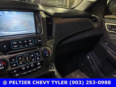 Used 2019 GMC Yukon Denali w/ Denali Ultimate Package image 16