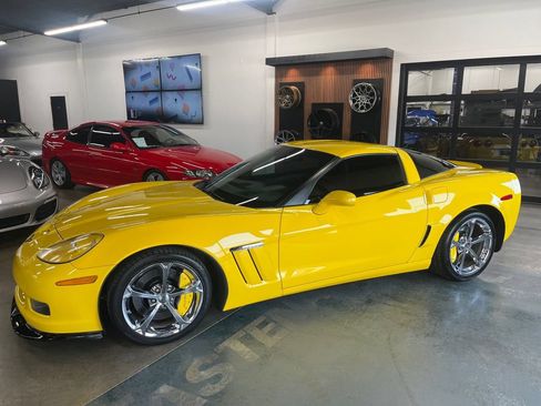 Used 2011 Chevrolet Corvette Grand Sport w/ Preferred Equipment Group RWD image 5