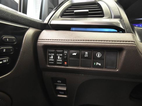 Used 2022 Honda Odyssey Elite image 31