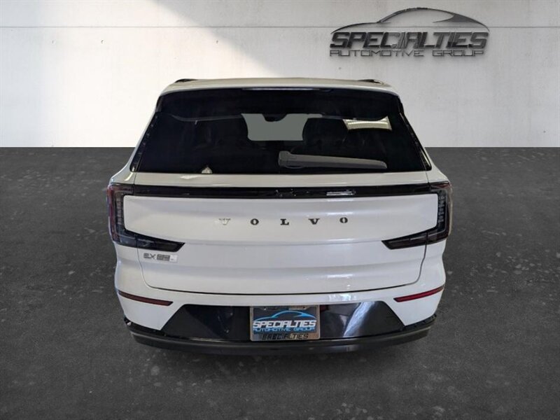 Used 2025 Volvo EX90 Ultra AWD/4WD image 9