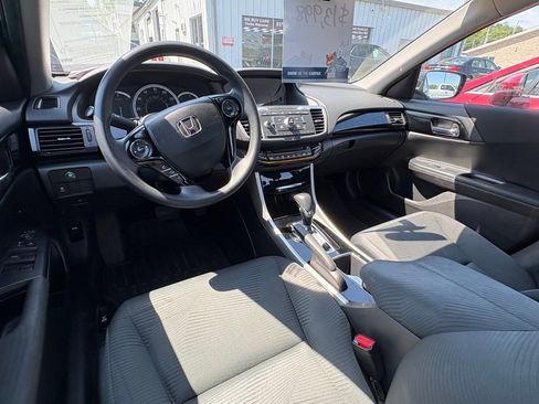 Used 2016 Honda Accord LX image 9
