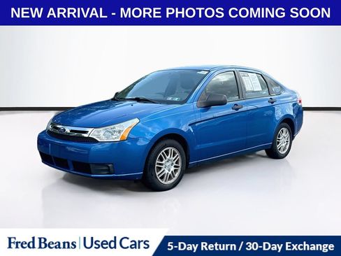Used 2011 Ford Focus SE w/ 201A Rapid Spec Order Code FWD image 3