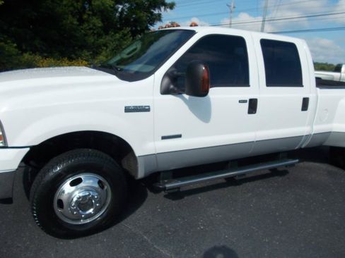Used 2006 Ford F350 Lariat AWD/4WD image 7
