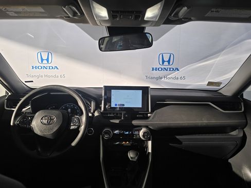 Used 2023 Toyota RAV4 XLE image 5