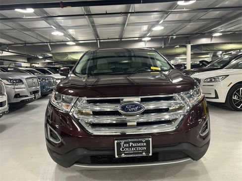 Used 2018 Ford Edge Titanium w/ Equipment Group 301A image 6