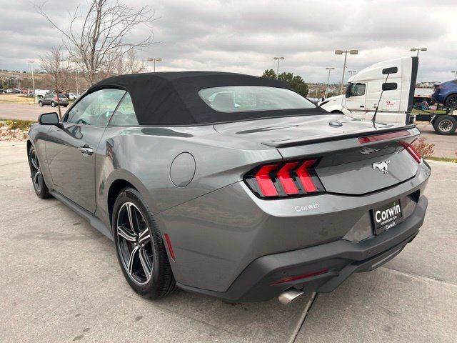 Used 2025 Ford Mustang Premium RWD image 3