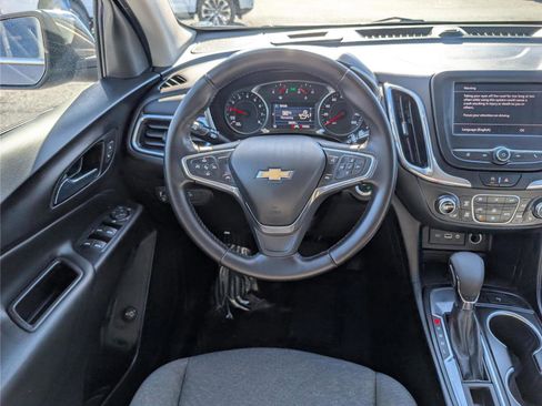 Used 2022 Chevrolet Equinox LT image 18