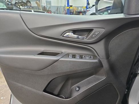 Used 2024 Chevrolet Equinox LT w/ LPO, Floor Liner Package AWD/4WD image 28