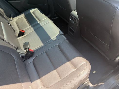 Used 2016 Volkswagen Tiguan SE AWD/4WD image 26