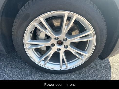 Used 2023 Tesla Model Y Long Range AWD/4WD image 24