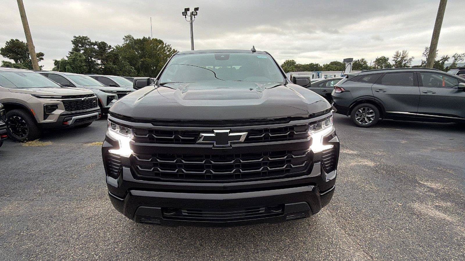 New 2026 Chevrolet Silverado 1500 RST w/ Convenience Package II AWD/4WD image 2