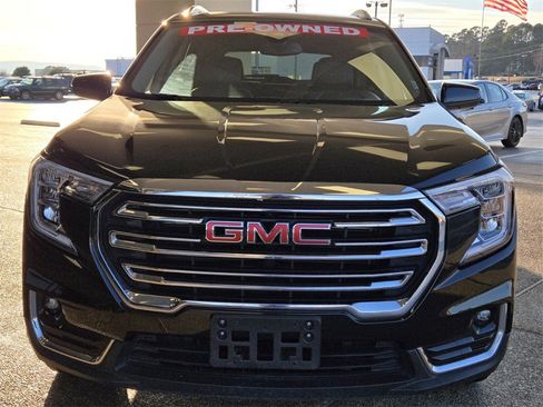 Used 2024 GMC Terrain SLT image 8