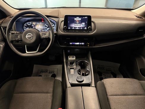Used 2021 Nissan Rogue SV AWD/4WD image 9