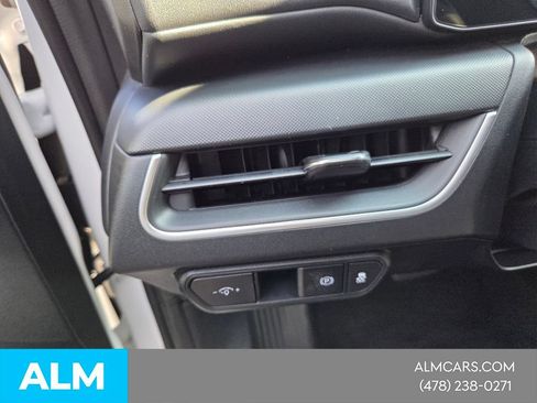 Used 2025 Kia K4 FWD image 24