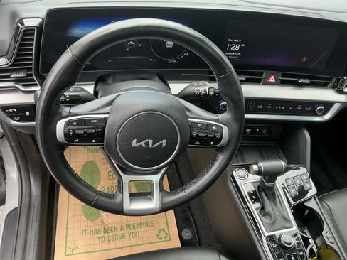 Certified 2024 Kia Sportage SX AWD/4WD image 16