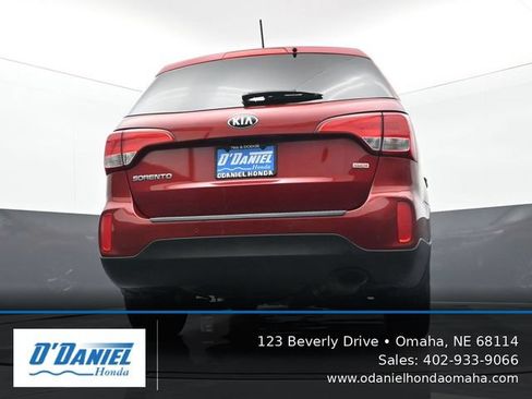 Used 2014 Kia Sorento LX FWD image 11