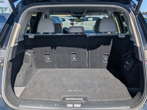 Used 2025 Nissan Rogue SV image 23