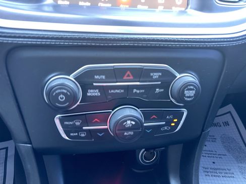 Used 2019 Dodge Charger Scat Pack w/ Plus Group RWD image 16
