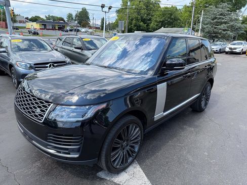 Used 2020 Land Rover Range Rover HSE AWD/4WD image 2