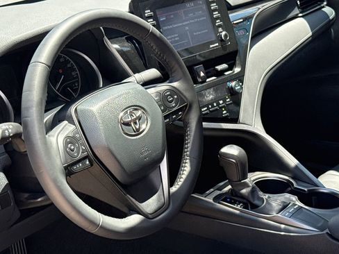 Used 2024 Toyota Camry SE FWD image 17