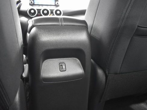 Certified 2023 Nissan Sentra SV image 29