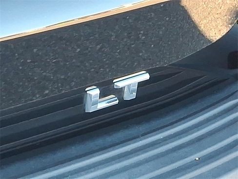 Used 2022 Chevrolet Tahoe LT image 30