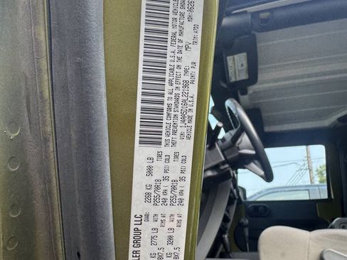 Used 2010 Jeep Wrangler Sahara AWD/4WD image 19