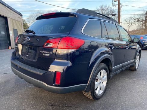 Used 2012 Subaru Outback 2.5i Limited w/ Moonroof Pkg image 3