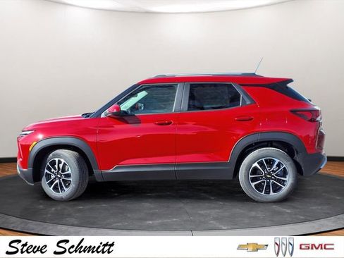 New 2026 Chevrolet TrailBlazer LT w/ Convenience Package FWD image 2