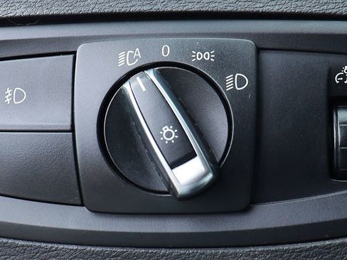 Used 2020 BMW X2 sDrive28i w/ Convenience Package image 43