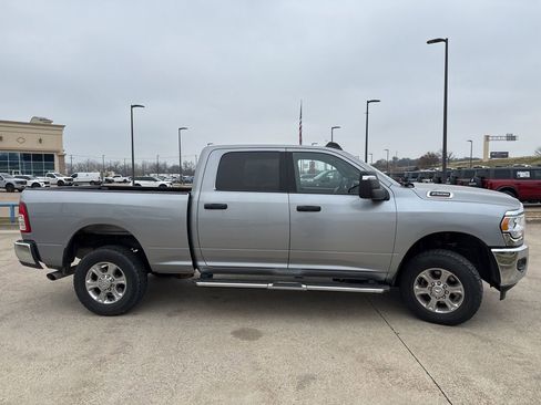 Used 2024 RAM 2500 Big Horn image 17