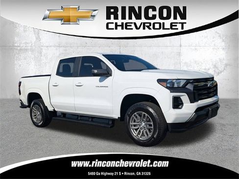 Certified 2023 Chevrolet Colorado LT image 1