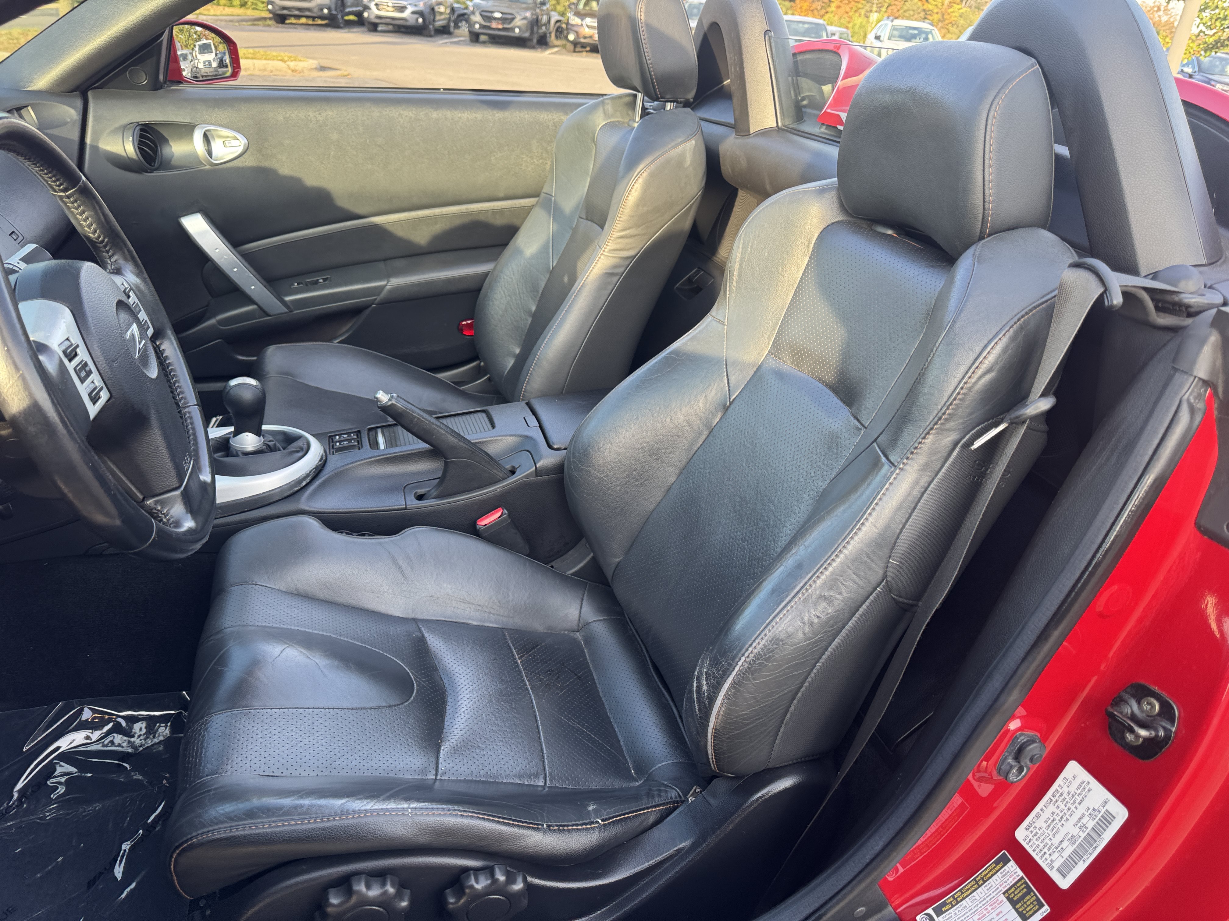 Used 2006 Nissan 350Z Touring RWD image 6