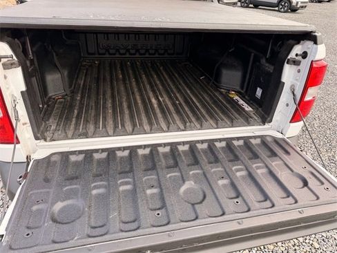 Used 2025 Ford Maverick XLT w/ Equipment Group 301A image 25