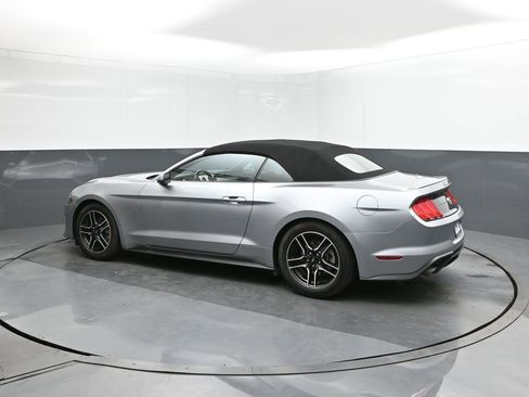 Used 2023 Ford Mustang Premium image 5