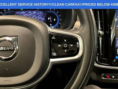 Used 2022 Volvo V90 B6 Cross Country image 19