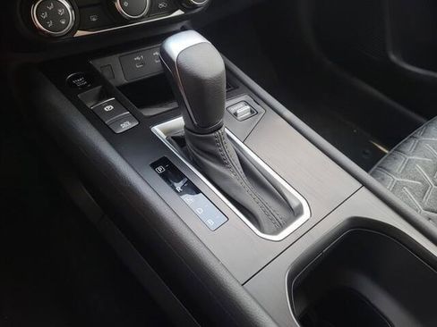 New 2025 Nissan Kicks SV w/ Illumination Package image 16