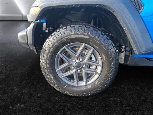 New 2026 Jeep Wrangler Sport AWD/4WD image 31