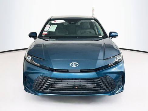 Certified 2025 Toyota Camry LE w/ Convenience Package FWD image 8