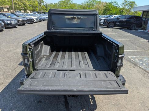 Used 2022 Jeep Gladiator Sport AWD/4WD image 41