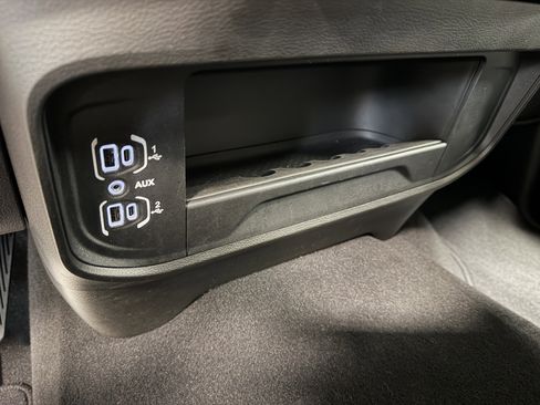 Used 2024 RAM 2500 Big Horn w/ Bed Utility Group image 18