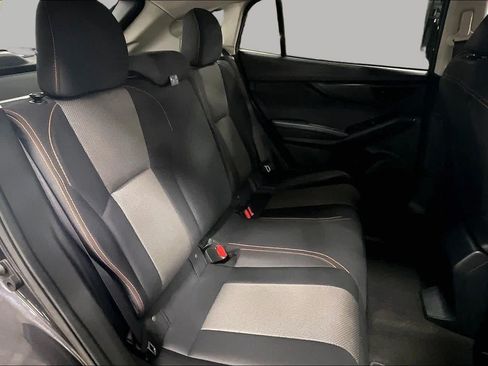 Used 2018 Subaru Crosstrek 2.0i Premium AWD/4WD image 19
