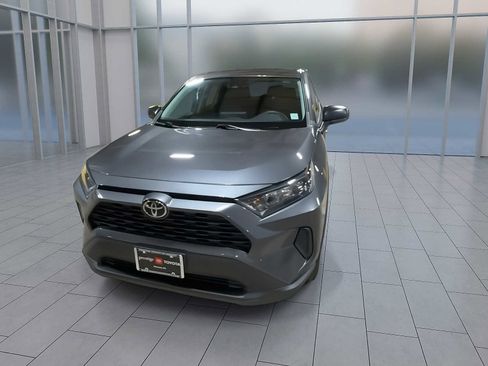 Certified 2022 Toyota RAV4 LE image 3