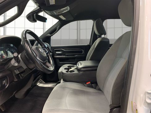 Used 2024 RAM 3500 Big Horn image 9