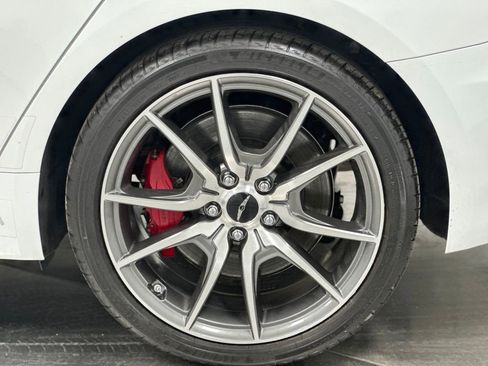 Used 2025 Genesis G70 2.5T RWD image 27