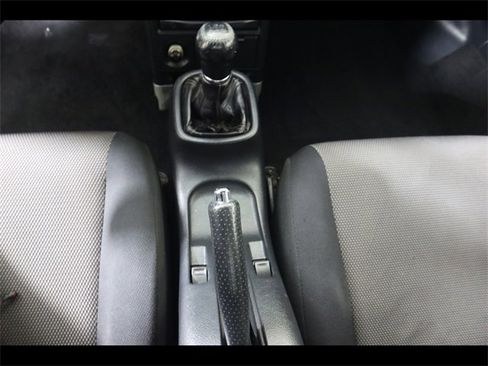 Used 2001 Toyota MR2 image 22